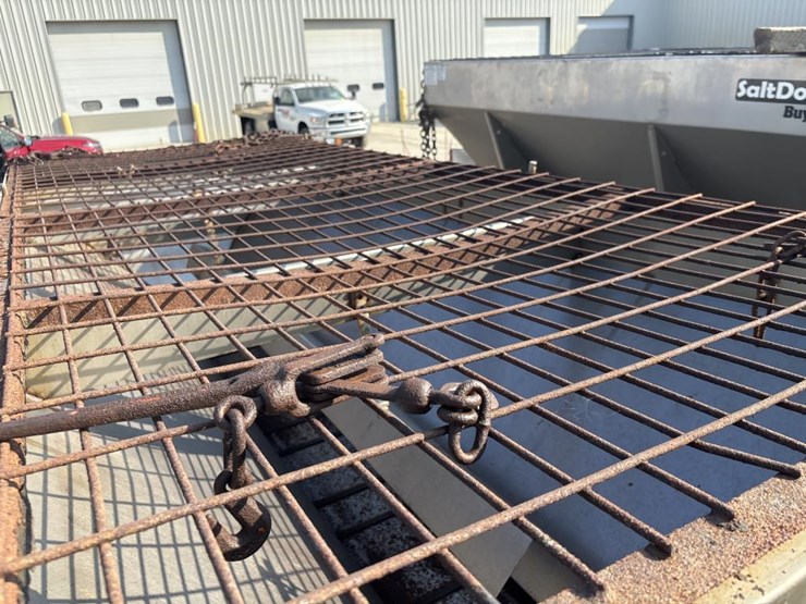 #5021-•-buyers-salt-dogg-sch120-salter/sander-image-12