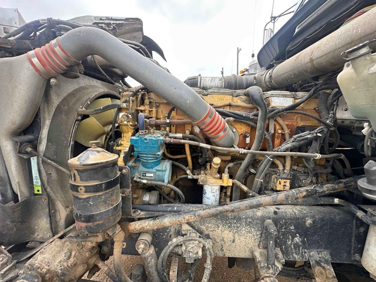 2007-kenworth-w900-image-9