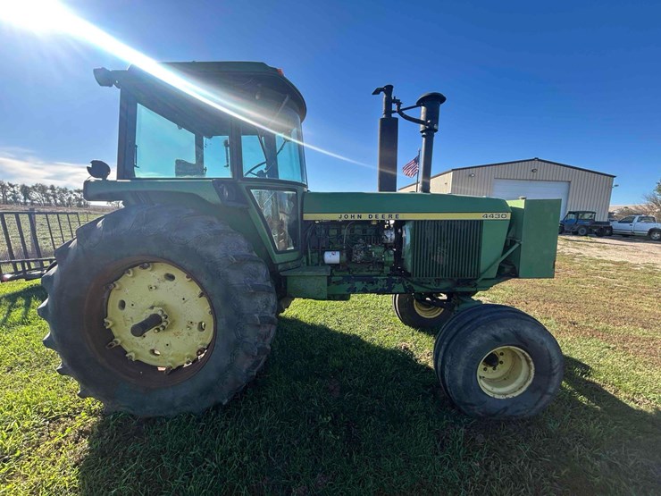 john-deere-4430-image-6