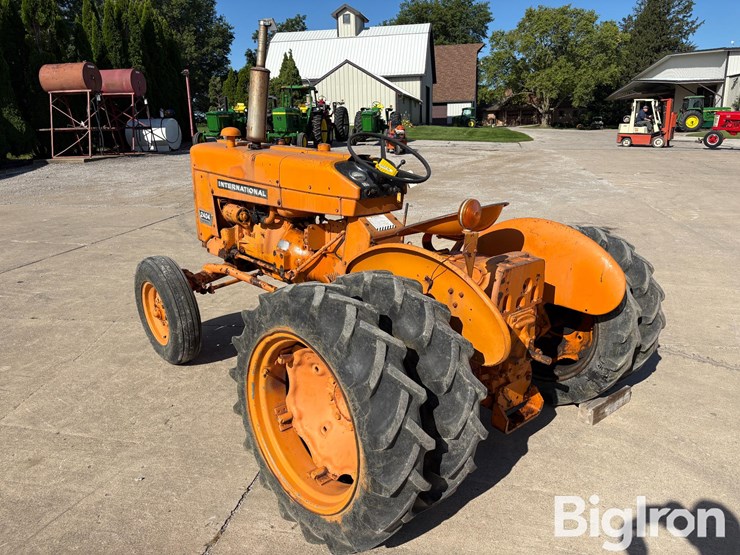 1966-international-2404-image-7