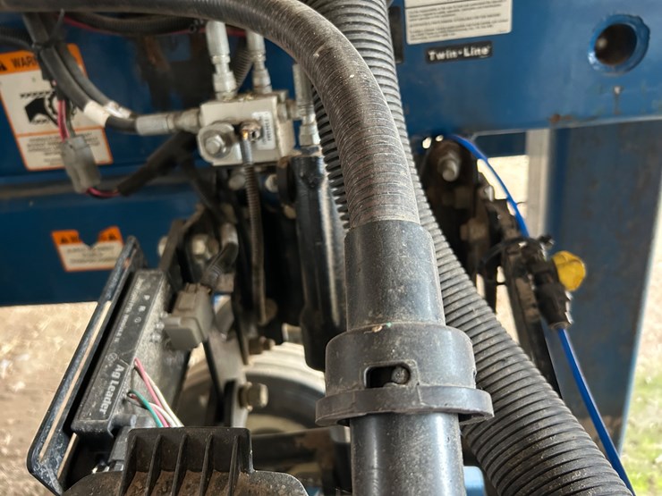 2010-kinze-3660-image-25