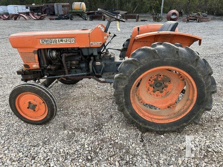 kubota-l225-image-3