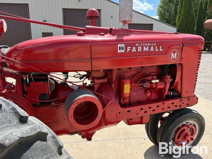 1946-ih-farmall-m-2wd-tractor-image-14