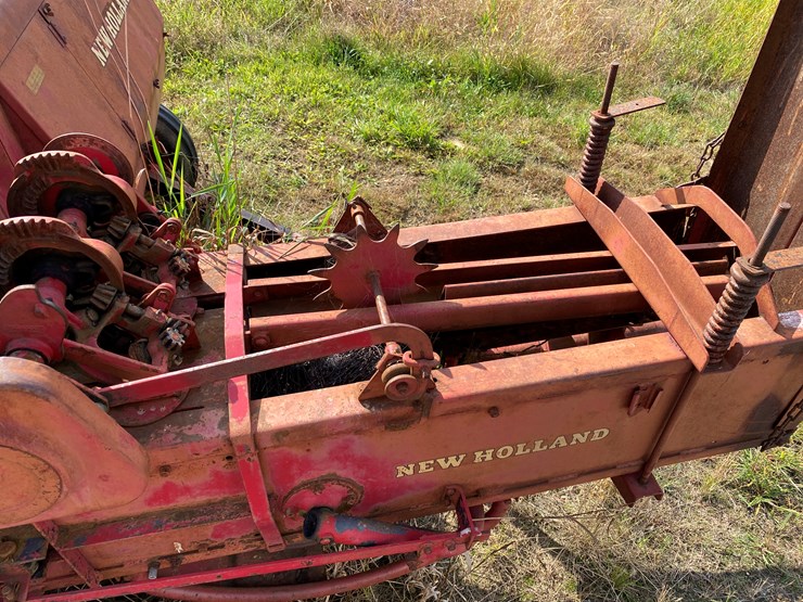 new-holland-68-image-9