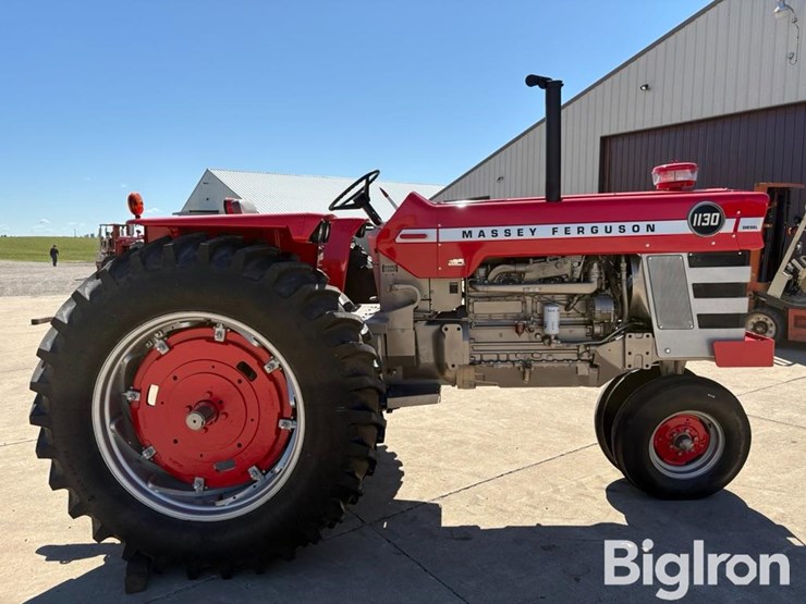 1969-massey-ferguson-1130-image-4