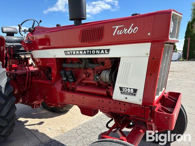 1972-international-1066-image-14