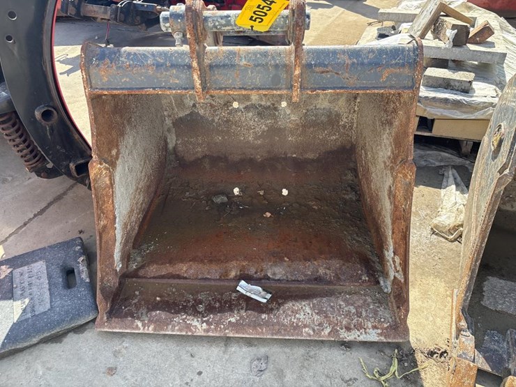 #5054-•-geith-mx6hd-36"-bucket-image-1