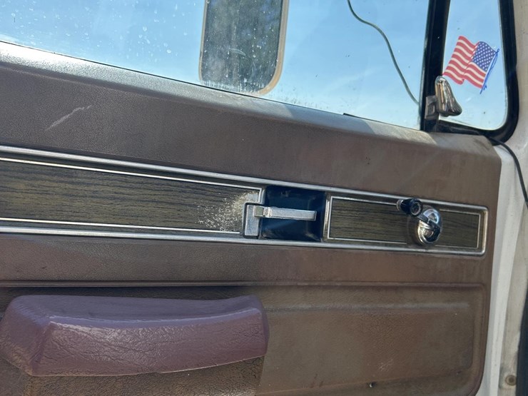 1974-chevrolet-c65-image-21