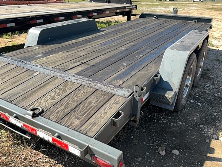 18-foot-heavy-duty-trailer-image-13