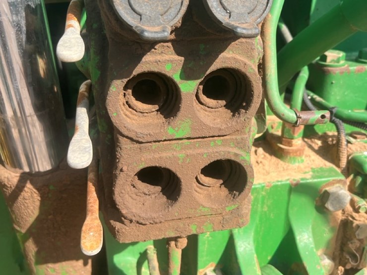 john-deere-7810-image-17