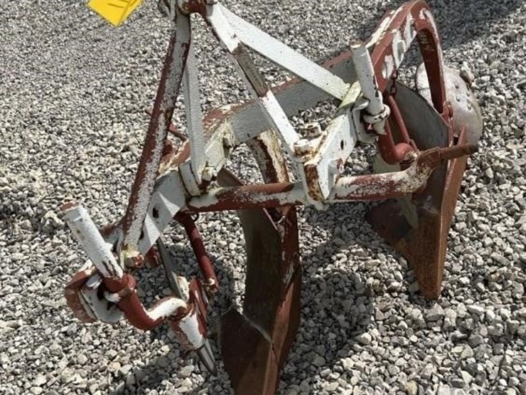 ferguson-2b-1011-image-4