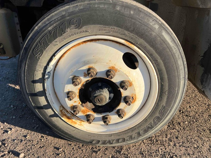 2014-international-4000-image-23