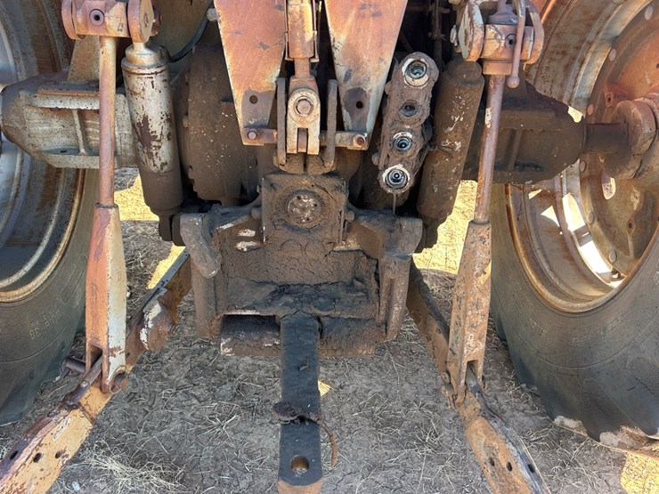 massey-ferguson-1155-image-5
