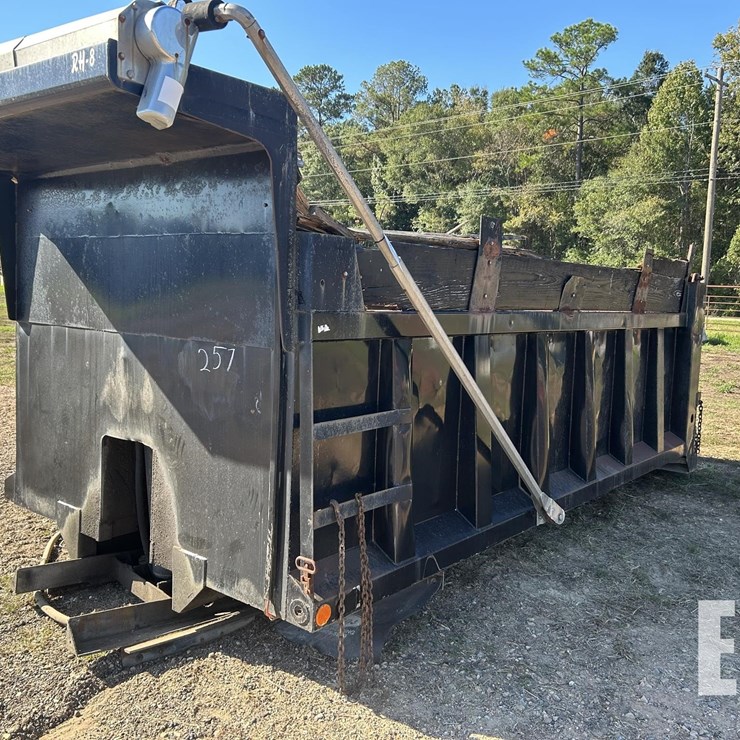DUMP BODY 16'