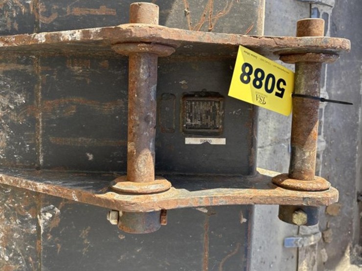 #5088-•-geith-36"-mx6-hd-excavator-bucket-image-4