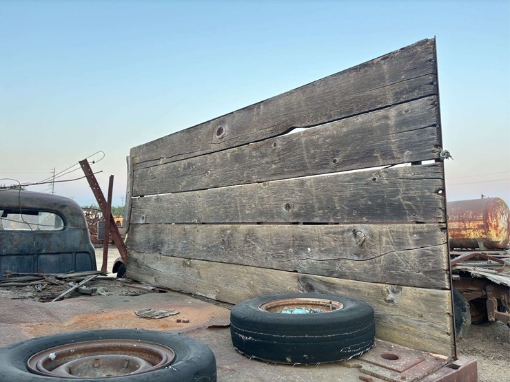 studebaker-stake-bed-truck-image-32