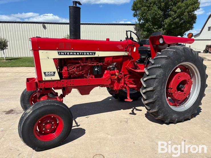 1975-international-666-image-1