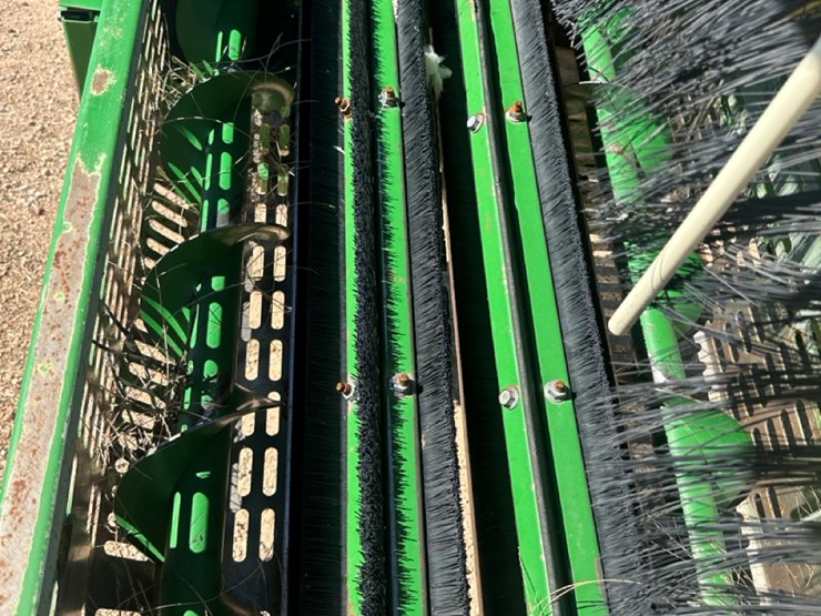 2017-john-deere-cs690-image-6