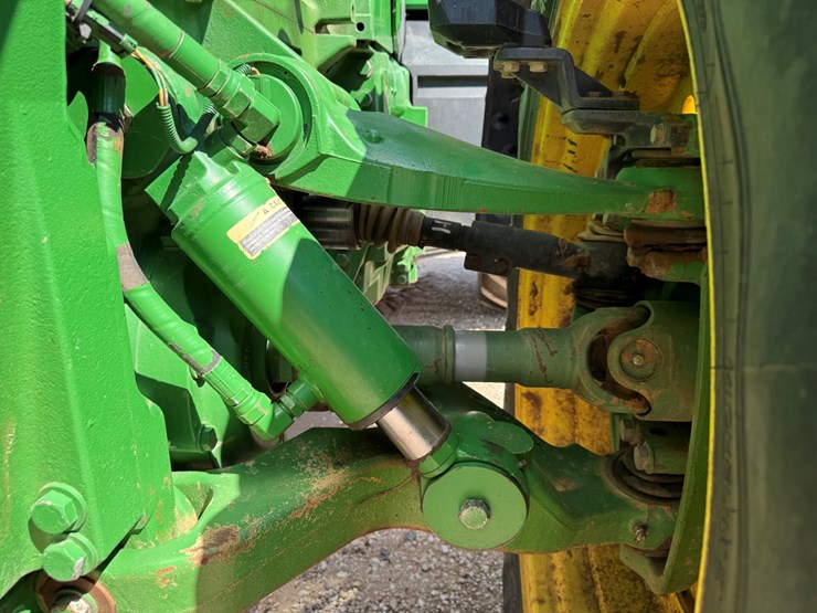 john-deere-8530-image-22