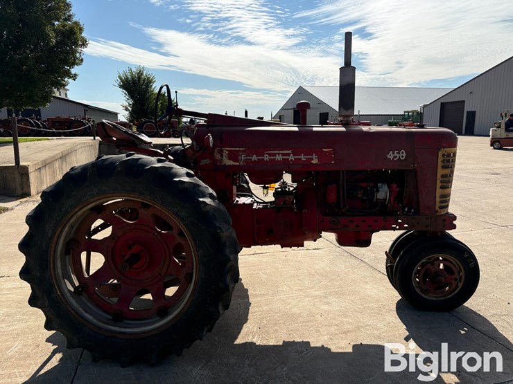 1957-case-ih-450-image-4