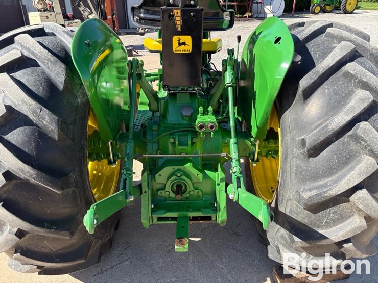 1973-john-deere-2030-image-12