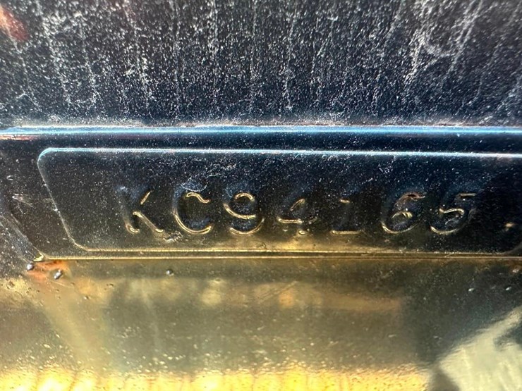 skid-steer-bucket-image-3