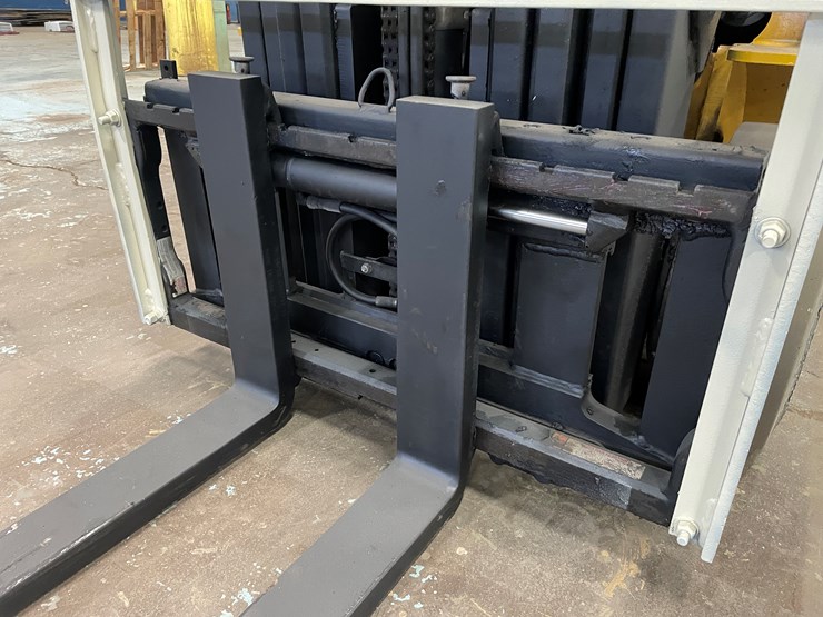 2011-yale-glc050-image-11