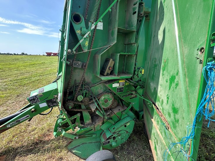 john-deere-468-image-23