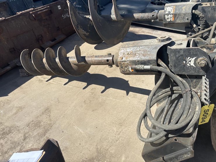 #5094-•-bobcat-15c-skid-steer-12"-auger-image-1