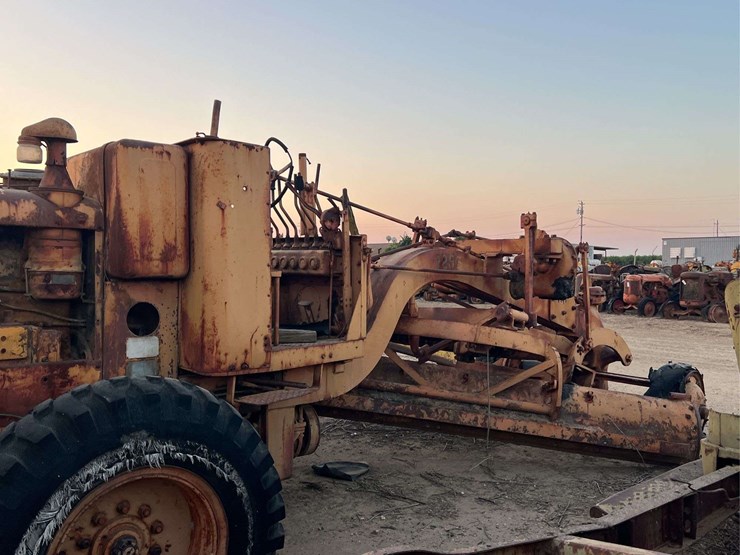 adams-road-grader-image-4