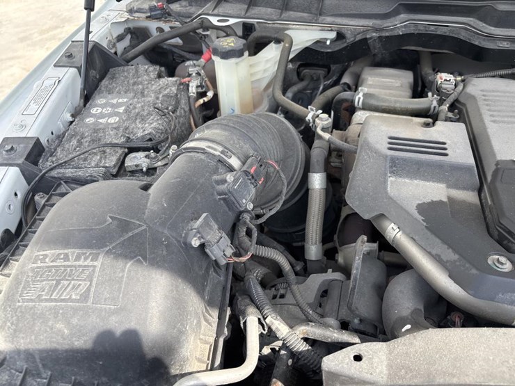 2015-dodge-ram-3500-image-20