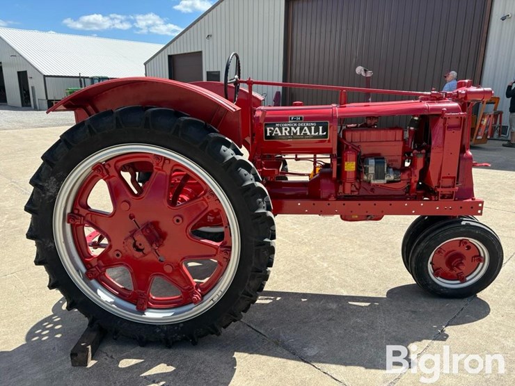 1938-international-farmall-f-14-2wd-tractor-image-4