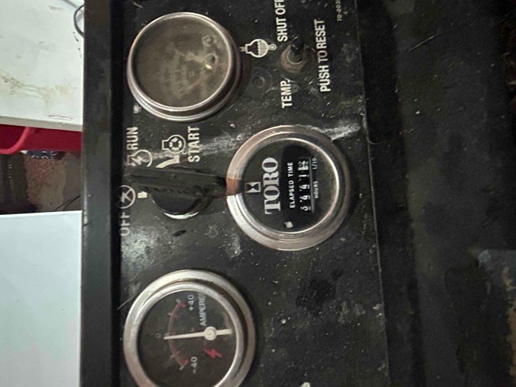 toro-groundmaster-345-mower-image-11