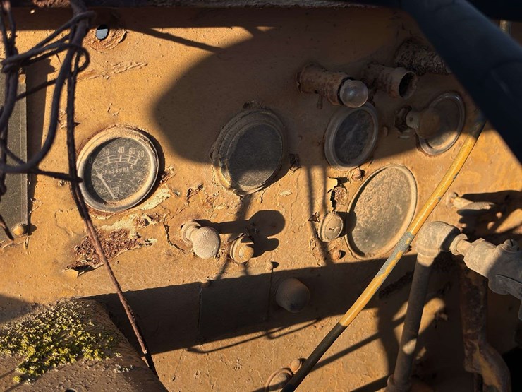 euclid-tractor-tanker-image-22