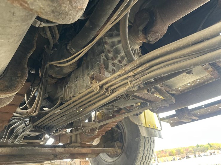 2004-caterpillar-3126-image-68