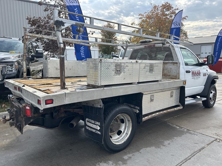 2009-dodge-ram-4500-image-5