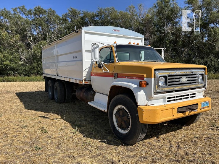1974-chevrolet-c65-image-7