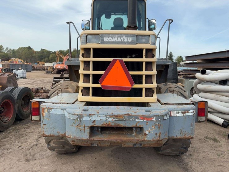 komatsu-wa320-image-20