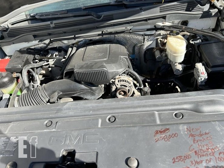 2015-gmc-3500hd-image-19