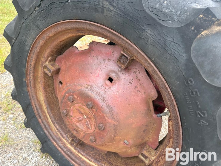 1947-ih-farmall-b-culti-vision-2wd-tractor-image-13