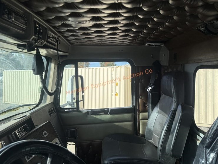 1995-kenworth-t600-image-43