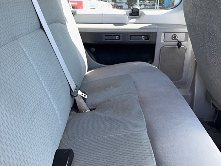 2011-ford-142-image-15
