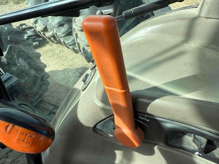 case-ih-jx1100u-image-26