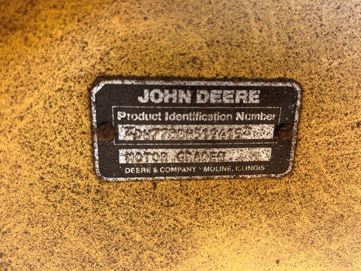 deere-770bh-image-37