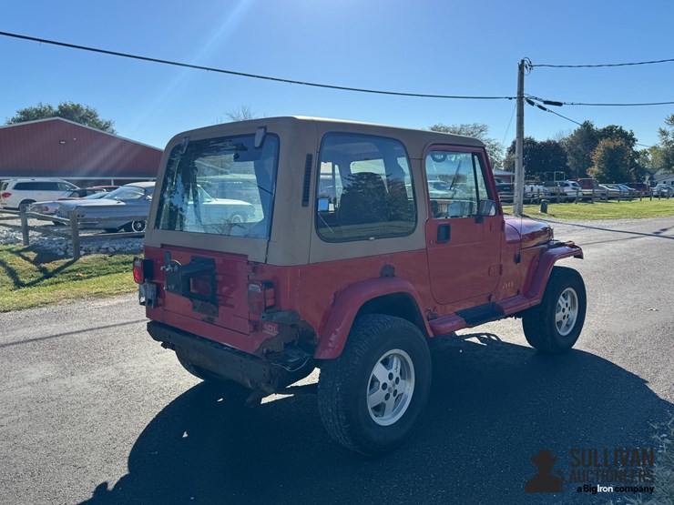 1993-jeep-wrangler-image-5