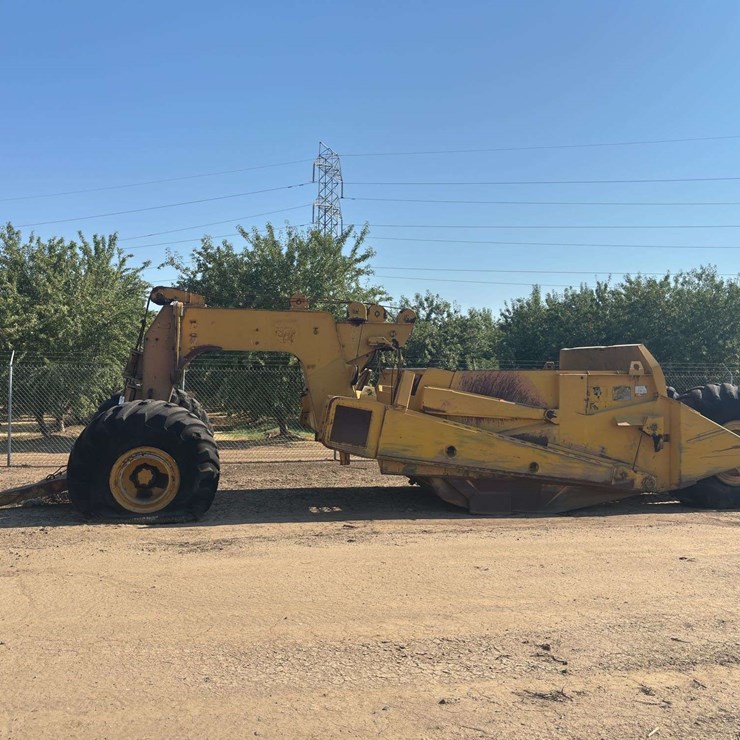 Pull Type Pan Scraper