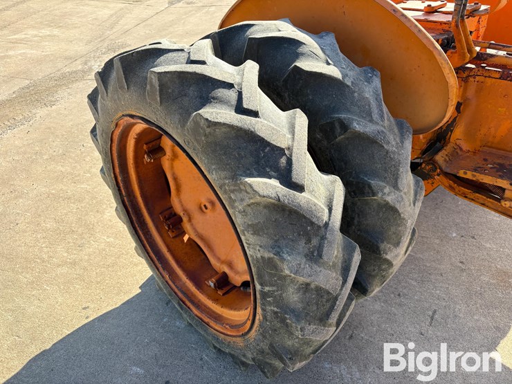 1966-international-2404-image-15