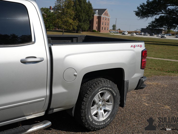2017-chevrolet-silverado-1500-image-16
