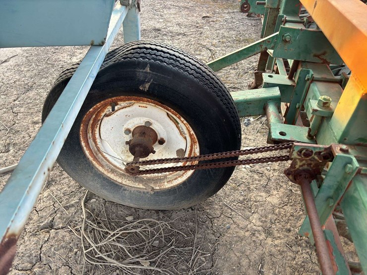 brillion-grain-drill-image-16