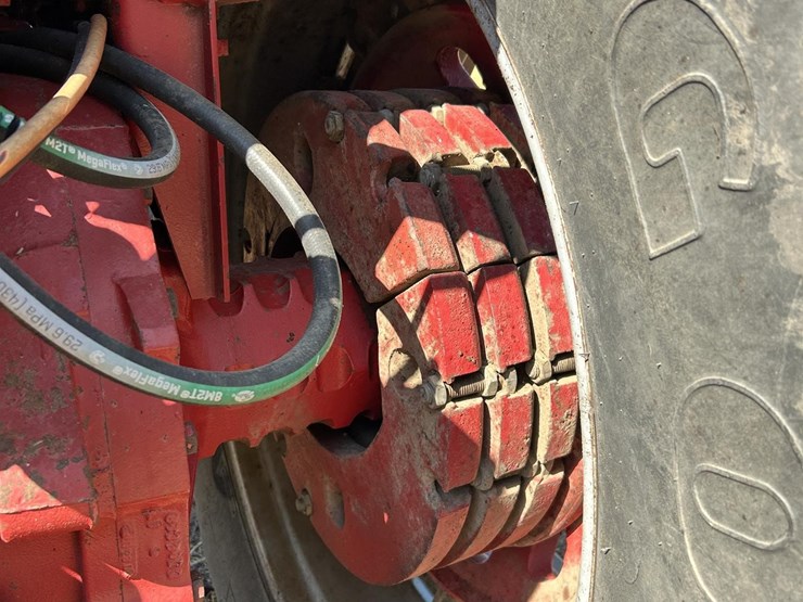 international-1586-image-23